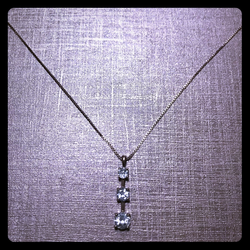 Rhinestone Pendant Necklace